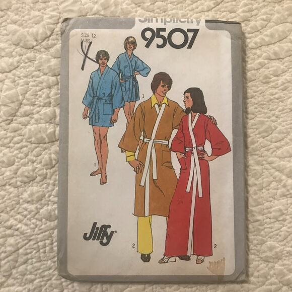 Vintage Simplicity and Butterick Pajama and Robe Unisex Pattern Lot of 3 Uncut - Picture 4 of 8